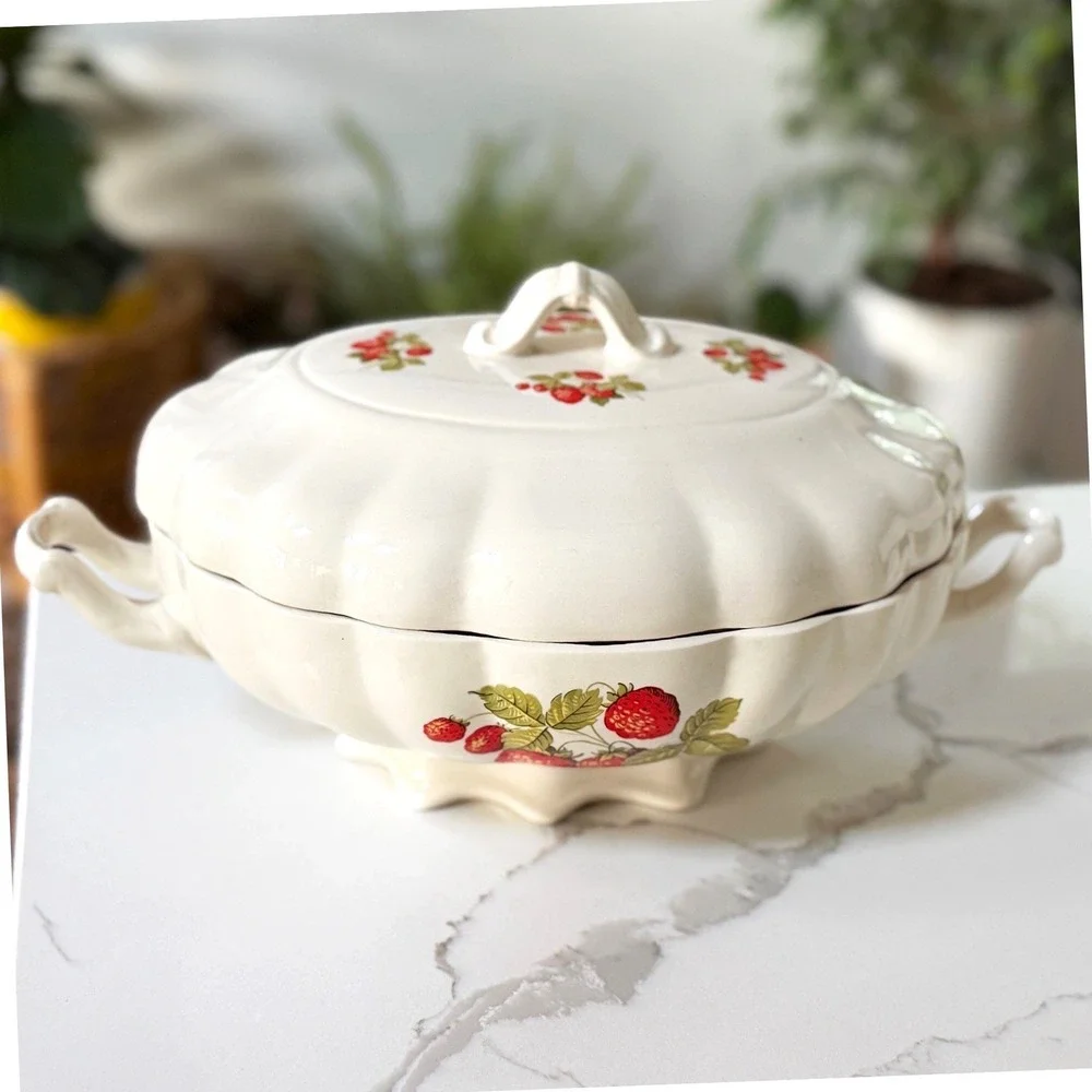 Vintage Strawberry Ceramic Lidded‎ Soup Tureen Scalloped Footed Serving Dish